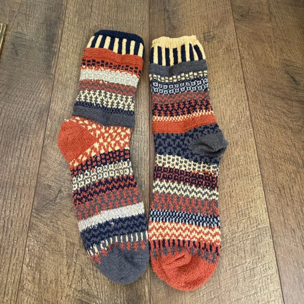 Socks Small Mismatched Recycled Merino‎ Wool Blend Crew Socks Green Brown